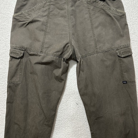 5.11 Tactical Series Cargo Pants Men's Brown Comfort Waist Size 40 - Picture 9 of 14